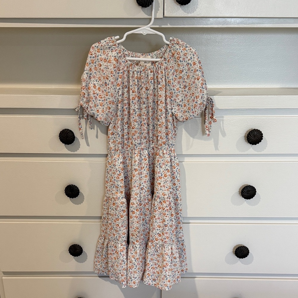 Hayden girls floral Kids Dress size M 9/10 like new